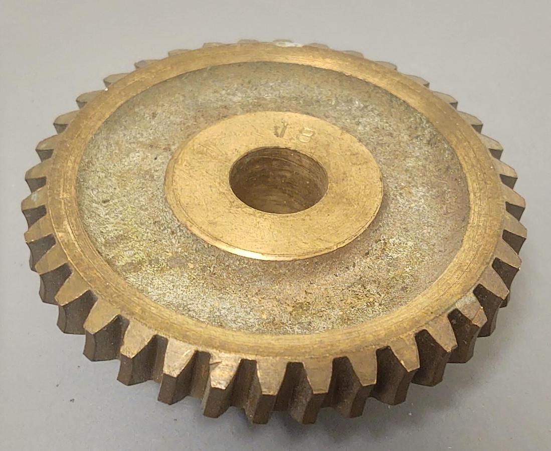 🔥Bronze Worm Gear with Hub, 5/8" Shaft, 36 Teeth, 18 Pitch