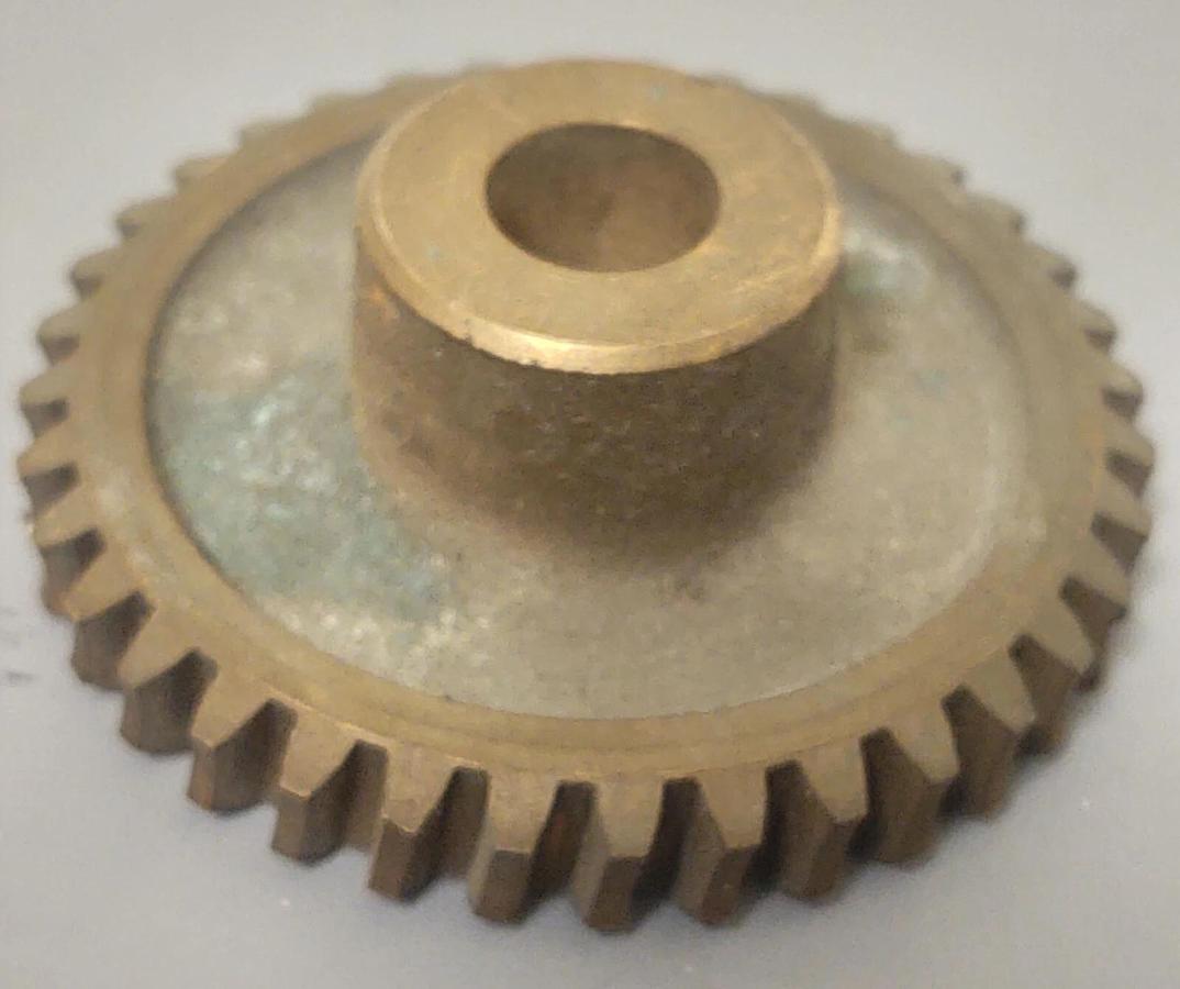 🔥Bronze Worm Gear with Hub, 5/8" Shaft, 36 Teeth, 18 Pitch