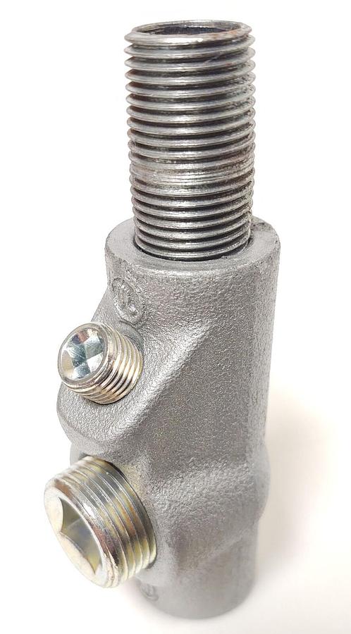 🔥Box Of 5, Crouse Hinds EYS116 Male To Female Sealing Fitting 1/2" Explosion