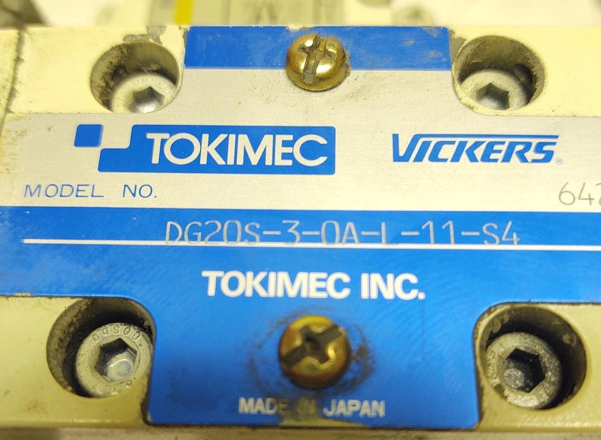 Used Omron WLCA2 Tokimec D4NS-4AF D4NS4AF Mitsubishi MJ Safety Interlock Door Switch