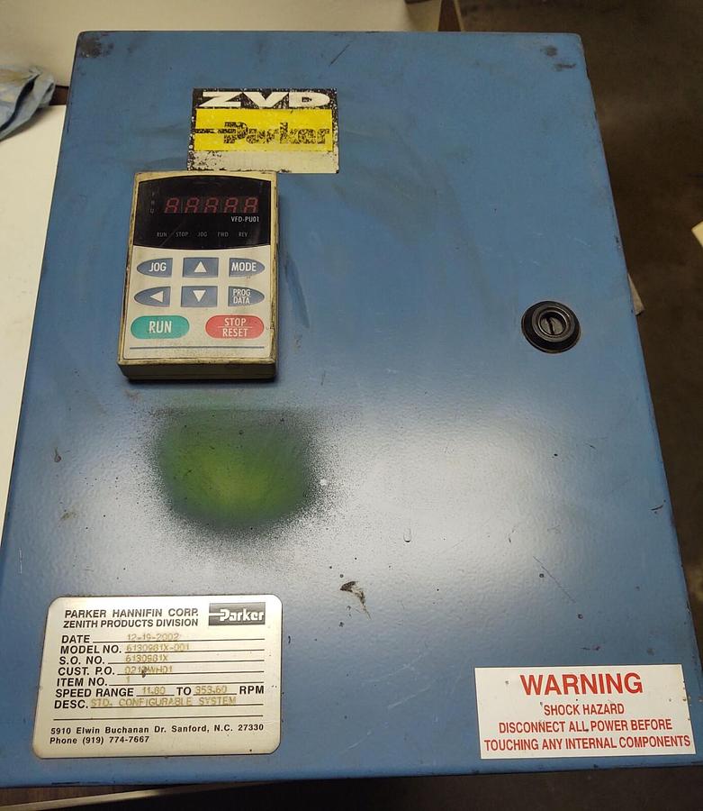 Used Parker Zenith Enclosure VFD Drive 007B21A Delta Electronics 240V 1Ph to 1Hp 3Ph