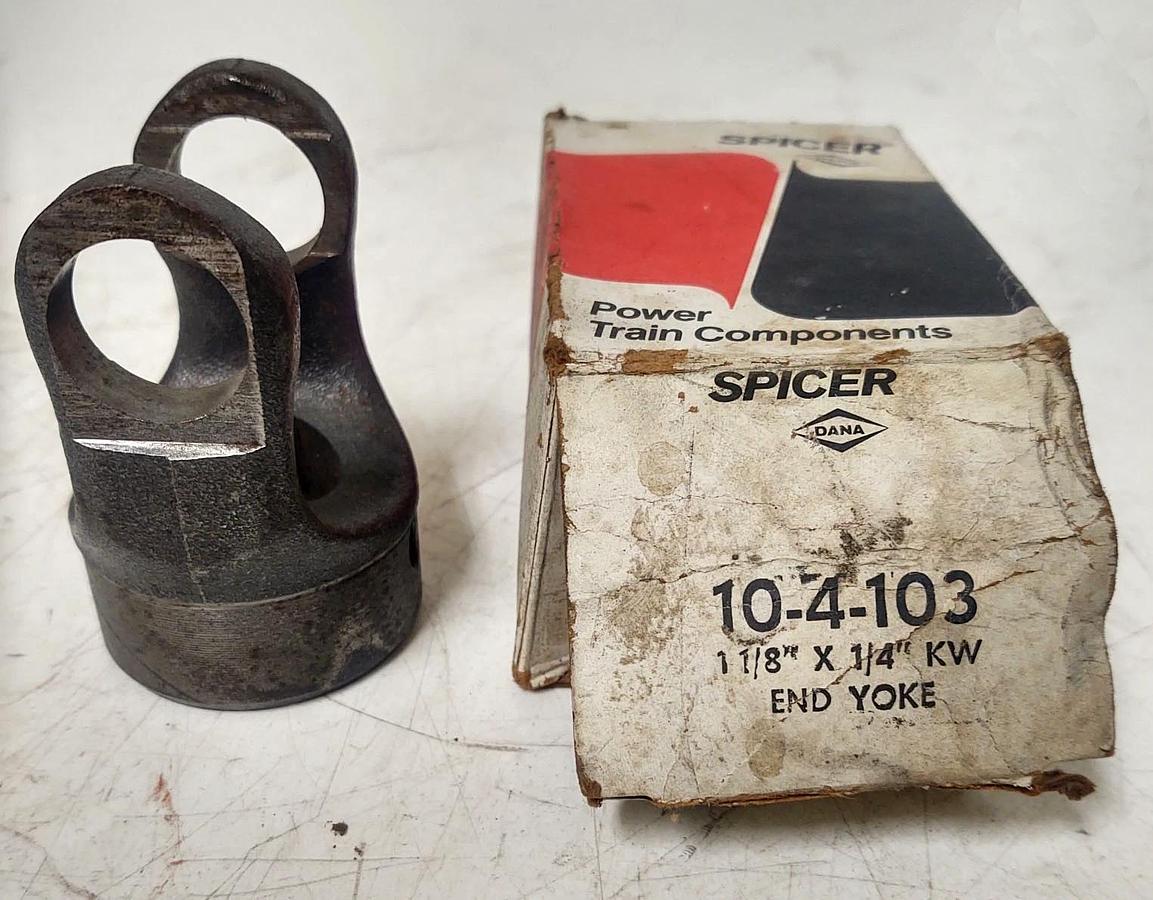 🔥Spicer 10-4-103 PTO End Yoke 1-1/8"x1/4KW