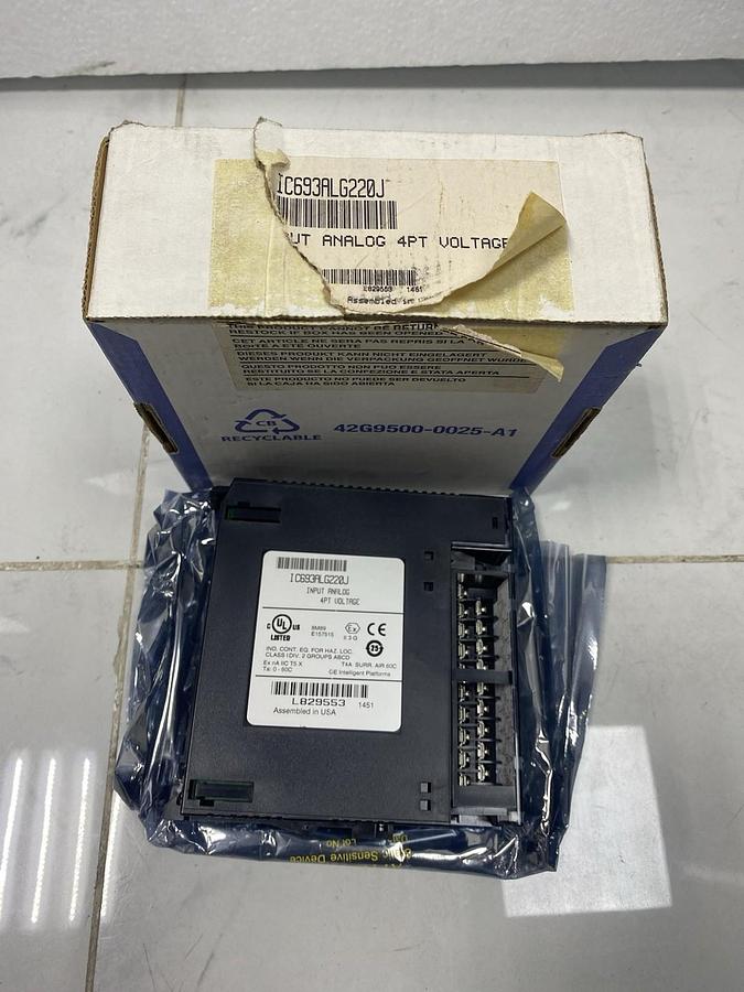 Used GE FANUC  IC697MEM715B  128 KB Memory Expansion