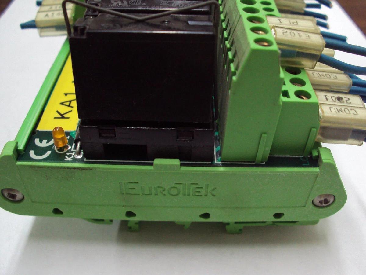 Used Eurotek 8 Channel Relay ET-MRZ08/24DC/2SC/N/AR Breakout Board