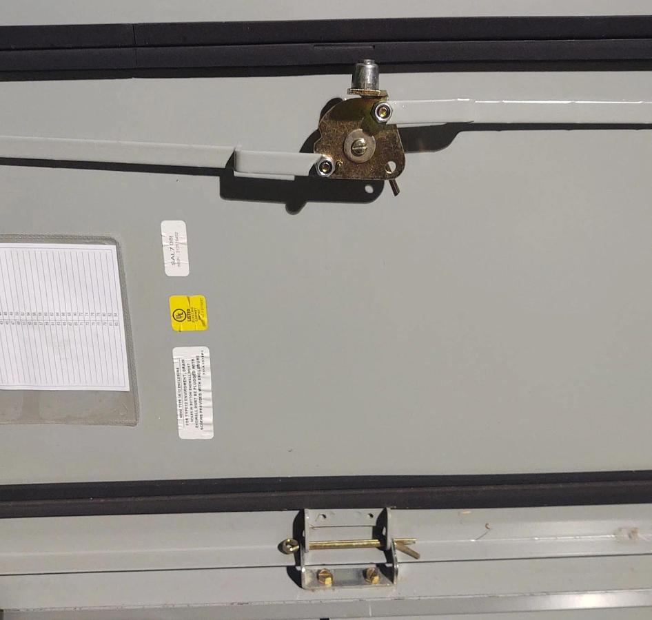 Used 🔥GE ASF3242KTX 225 Amp 480Y/277V 3 Phase 3R Outdoor Panelboard W/ BREAKERS