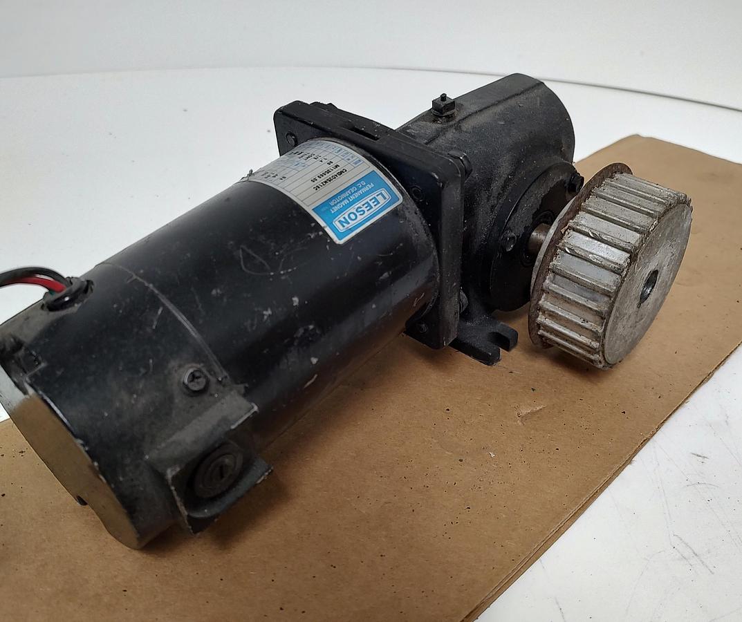 Used LEESON DC Gear Motor 42rpm, 1/8hp, 60:1 CM34D25NZ18C TESTED