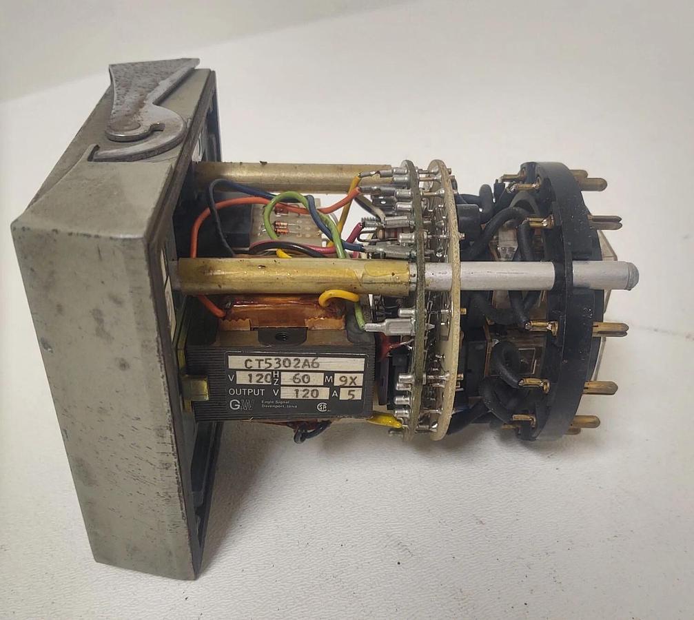 Used 🔥 Eagle Signal CT5302A6 Second Timer 4-Digit