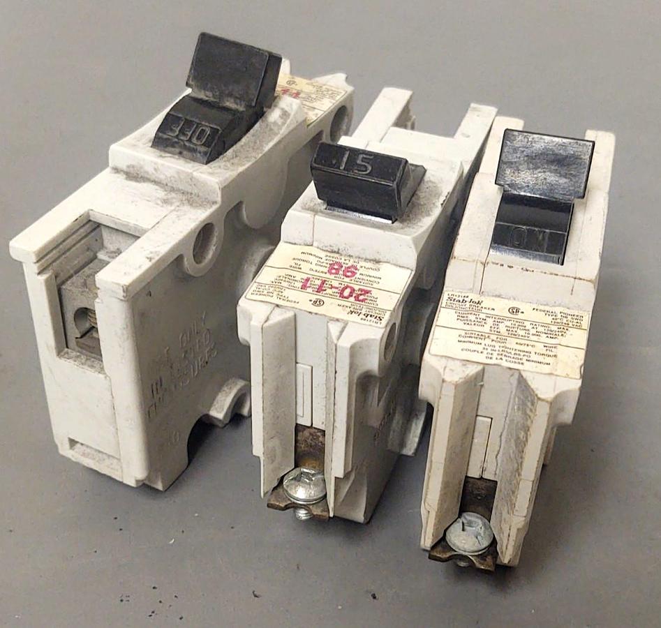 Used 🔥(QTY 3) FPE Federal Pacific Electric NB Circuit Breakers, 15A 1P