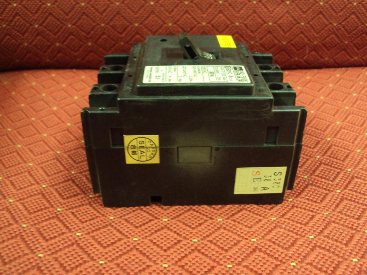 Used Toshiba NO-FUSE Breaker S30C 3 Pole Circuit Breaker 30 AMP 41-17600