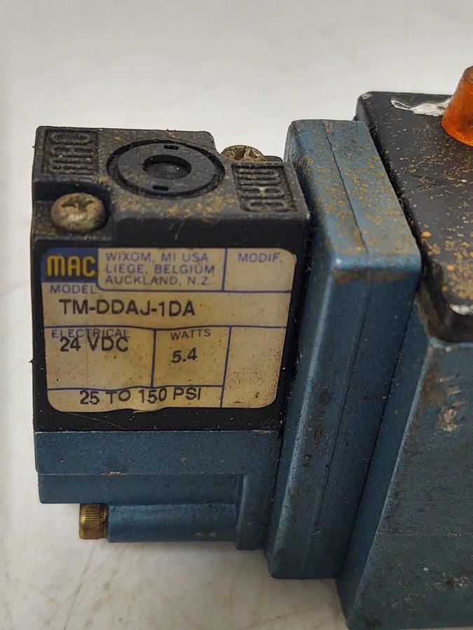 Used 🔥MAC Valves 82A-BC-000-TM-DDAP-1DA Pneumatic Solenoid Valve