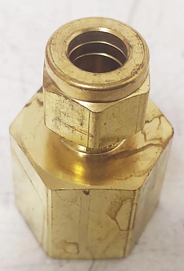 🔥15 NIB Parker 6FSC8N-B, A-LOK, 1/2" FNPT, Brass, 3/8'' Compression Tube