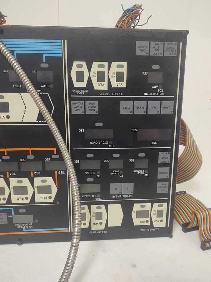 Used 🔥Mitsubishi Molding Machine 3A133072 HMI Operator Display Control Panel