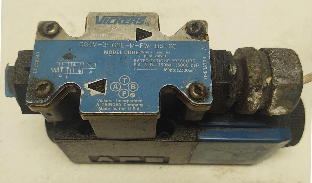 Used Eaton Vickers DG4V-3-OBL-M-FW-B6-60 Directional Valve /  Free Shipping