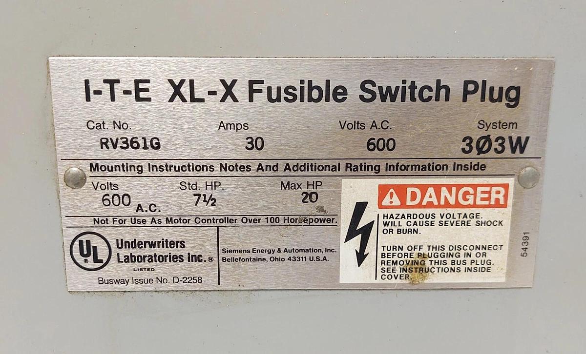 Used 🔥 ITE SIEMENS RV361G 30 AMP 600V 3P3W FUSIBLE BUSWAY SWITCH BUS PLUG