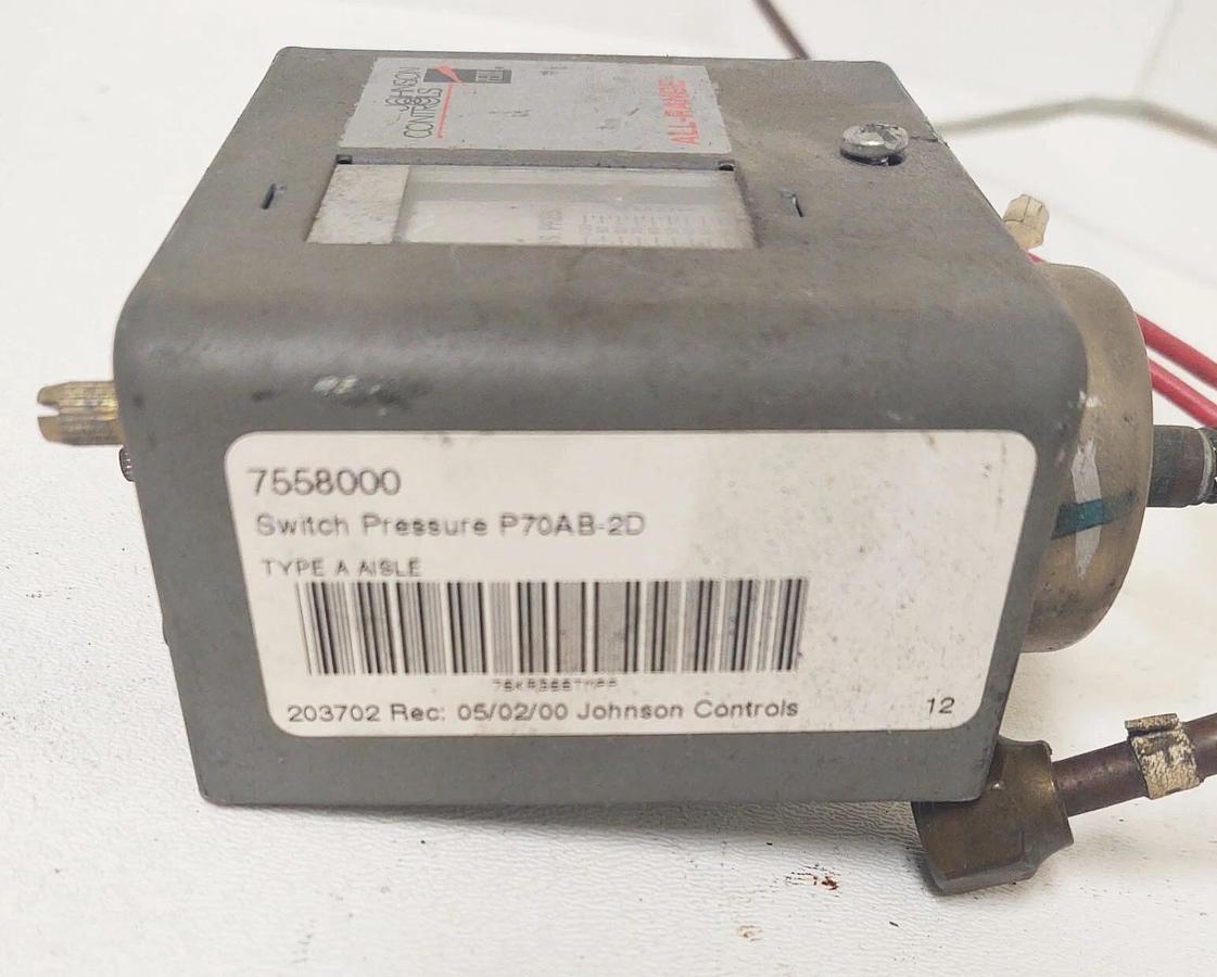 Used 🔥 Johnson Controls P70AB-2D Pressure Control 7558000 Pressure Switch
