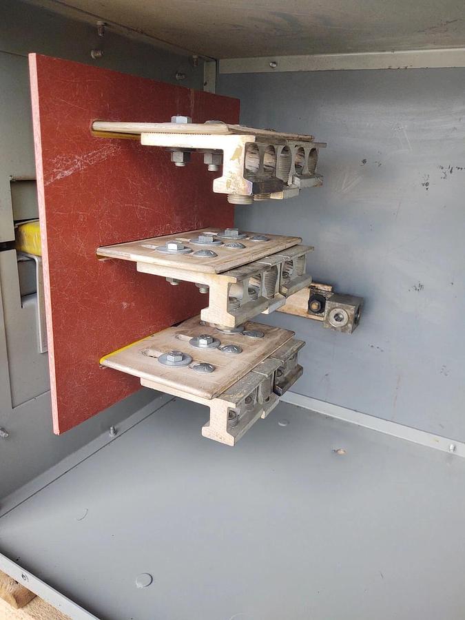 Used 🔥 Siemens ITE 1600 Amp 600V R316ABG Busway End Tap Box 3P 3W Busway