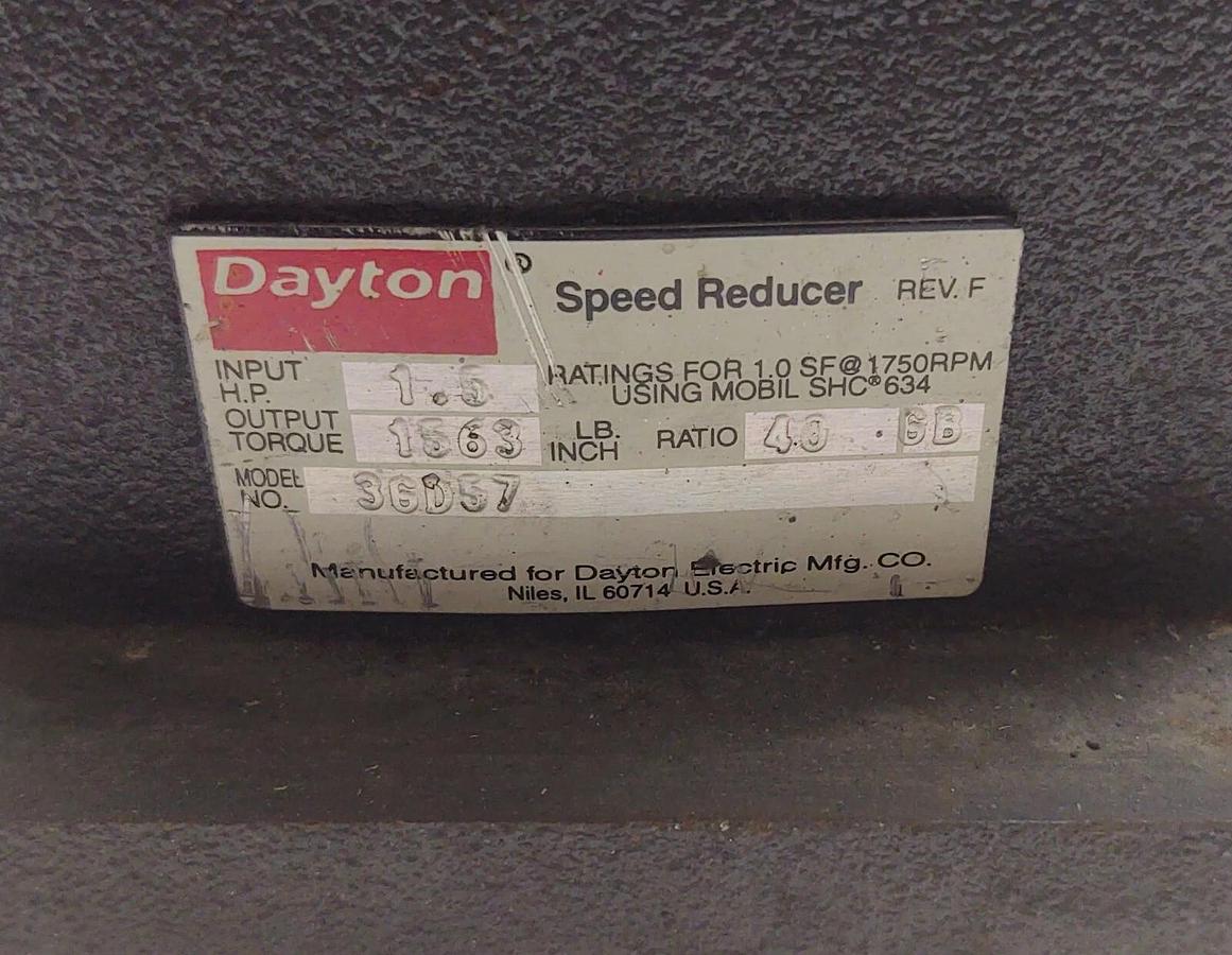 Used Dayton 3GD57 Speed Reducer 1.5 HP C-Face Right Angle 1563 Output Torque Ratio 40