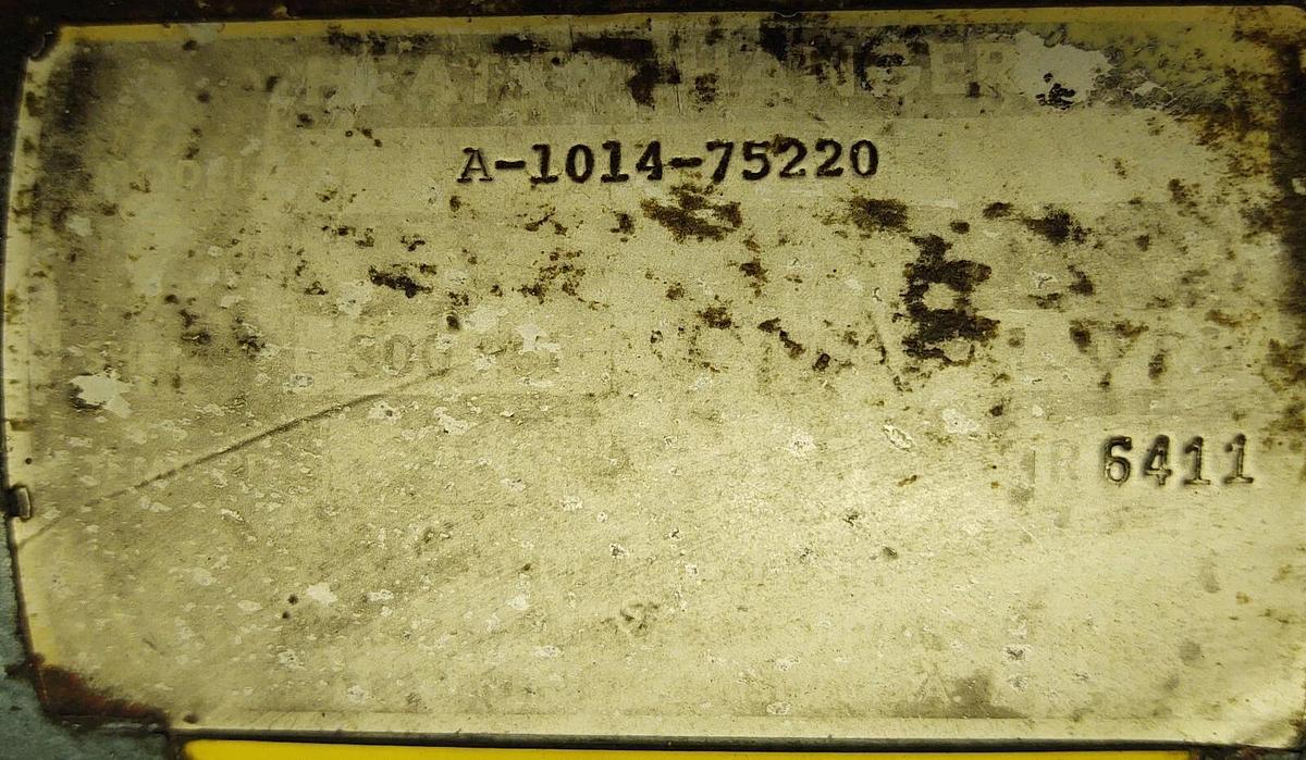 Used 6" Industrial Tube Shell Heat Exchanger Model A-1014-7522 Oil Cooler Open Tubes