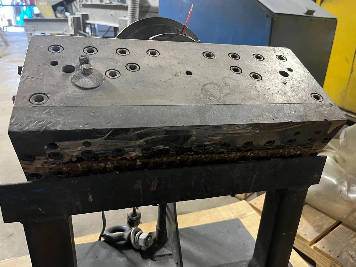 Used HPM 3.5" Extruder 150 HP 30:1 L/D Strand Die
