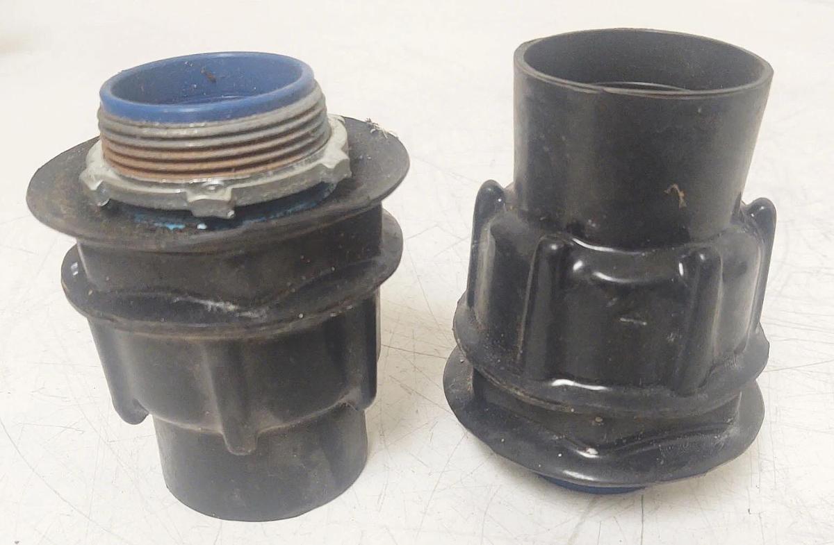🔥(2 PCS) Robroy Plasti-Bond 1-1/2" Liquid Tight Connectors
