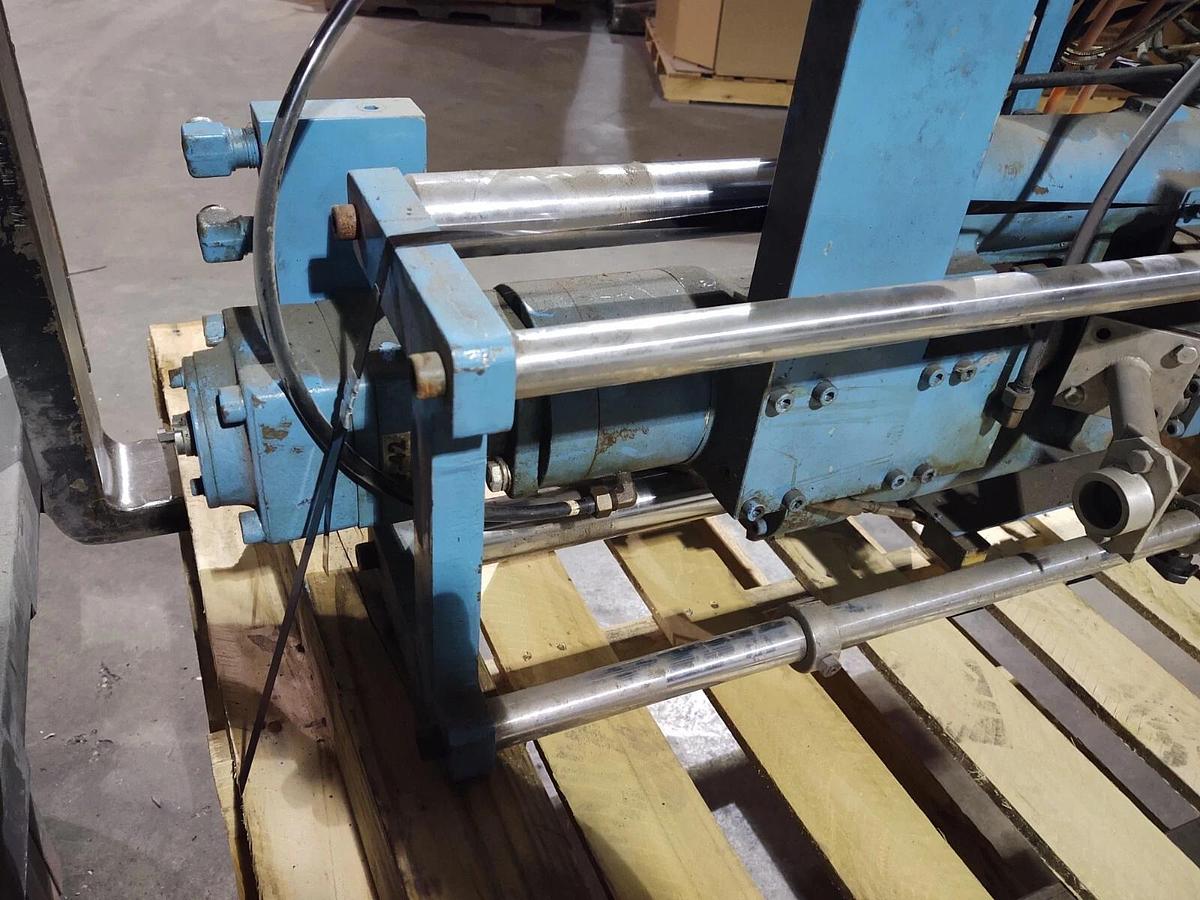 Used Nissei Complete Screw Injection Unit with Heating Removed From SY10