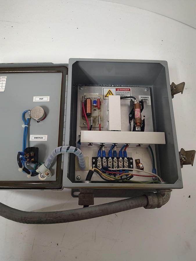 Used ERIEZ MAGNETICS Vibratory Feeder Controller N12GHS-115 CONTROL PANEL STYLE 932798-1 115V