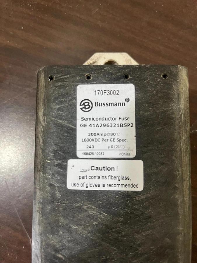 Used Bussman Semiconductor fuse GE 41a296321bsp2 300 amp 1800VDC