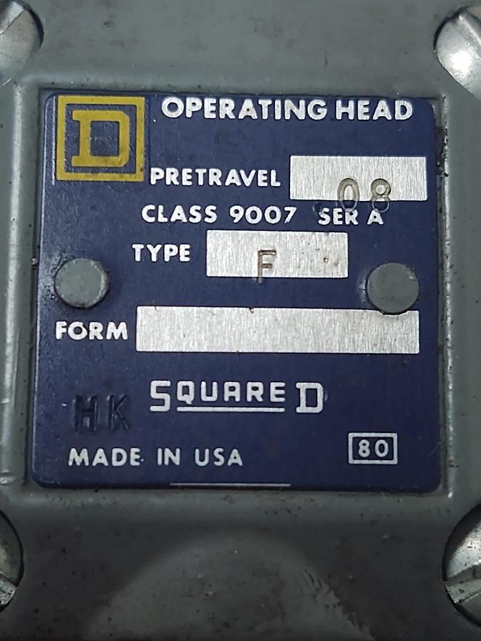 Used 🔥SQUARE D C054F Industrial Plunger Limit Switch, NO/NC View Pictures