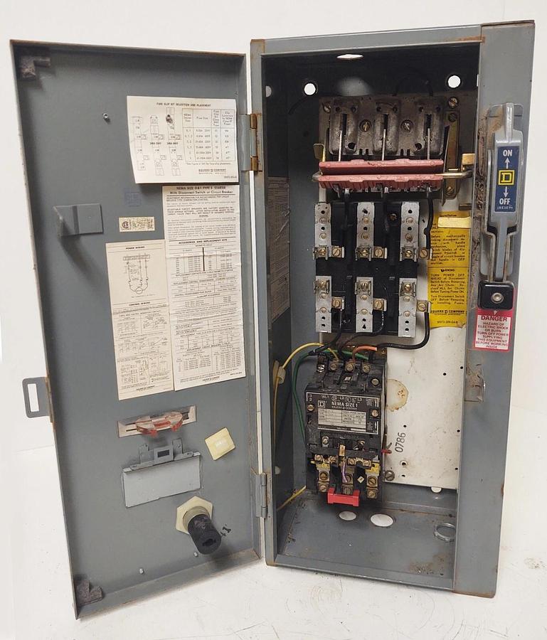 Used 🔥 SQUARE D SIZE 1 COMBINATION MOTOR STARTER 30 AMP 600V 220V COIL NEMA SIZE 1