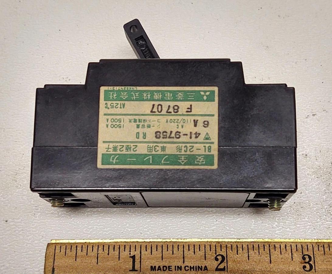 Used MITSUBISHI 6 Amp Circuit Breaker Single Pole 110/220V Free Shipping