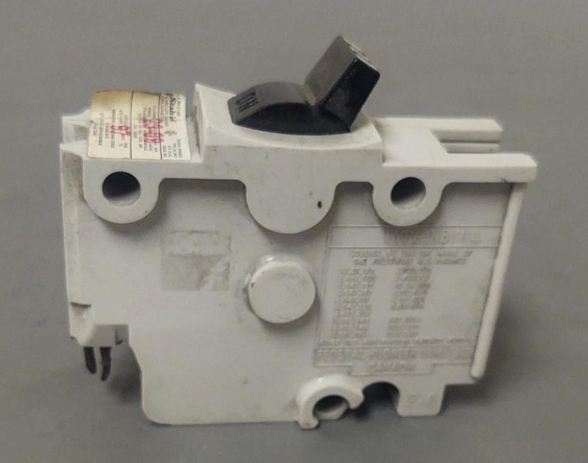 Used 🔥FPE Federal Pacific Electric NA Stab Lok Circuit Breakers, 20A 1P