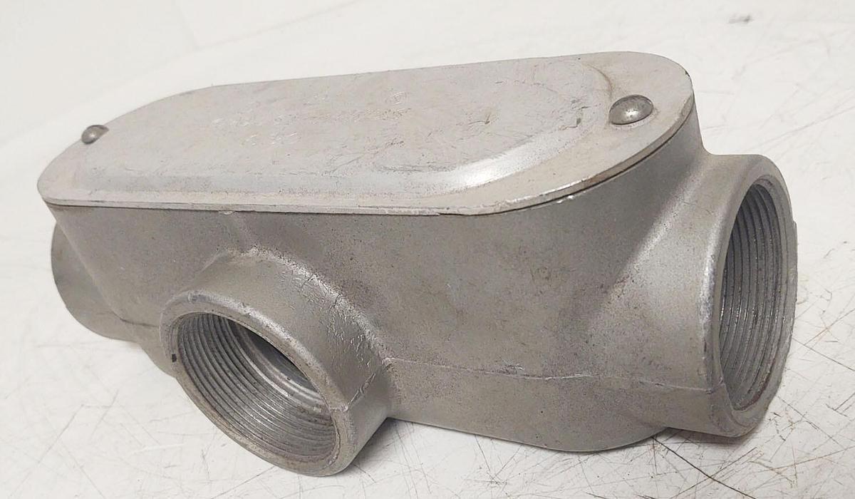 🔥 CROUSE HINDS T69 2" ALUMINIUM CONDULET OUTLET with COVER no Gasket