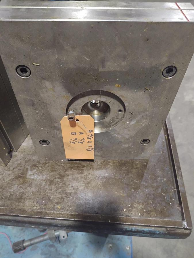 🔥 NEW Plastic Injection Mold Base 9-7/8 x 11-7/8
