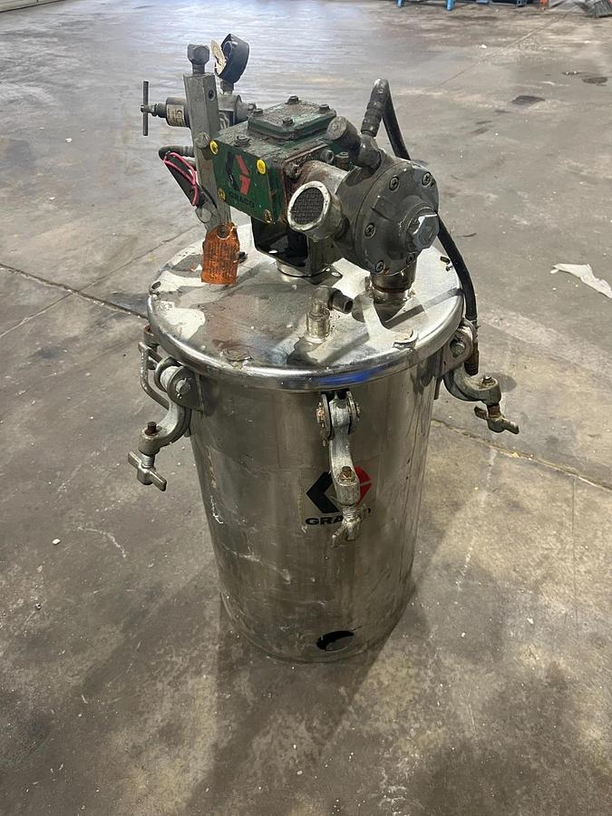 Used Graco 236153 High Pressure Tank Agitator