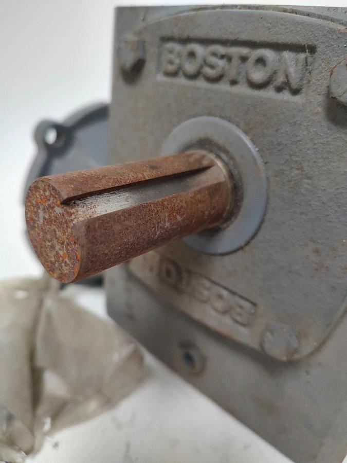 🔥NOS Boston Gear F724-30-B5-G Speed Reducer, C-Face, 56C, 30:1