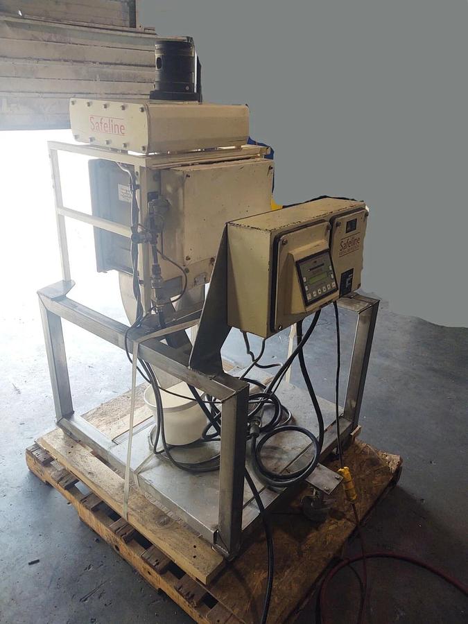 Used 🔥 TESTED 4" SAFELINE FLOW THROUGH TUNNEL GRAVITY METAL DETECTOR SEPERATOR 120V