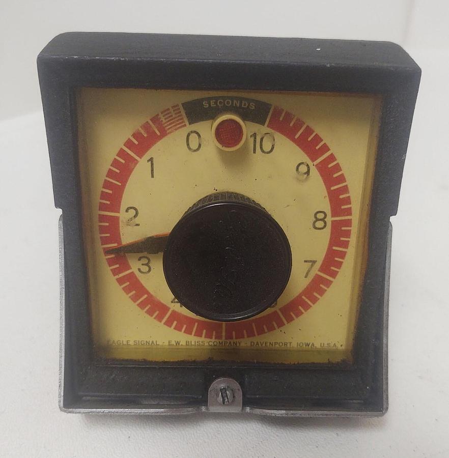 Used 🔥EAGLE SIGNAL HP515A6 RESET TIMER 120VAC 10 SECONDS