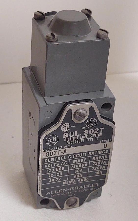 Used Allen-Bradley Oil Tight Limit Switch 802T-B D Punger Right Angle