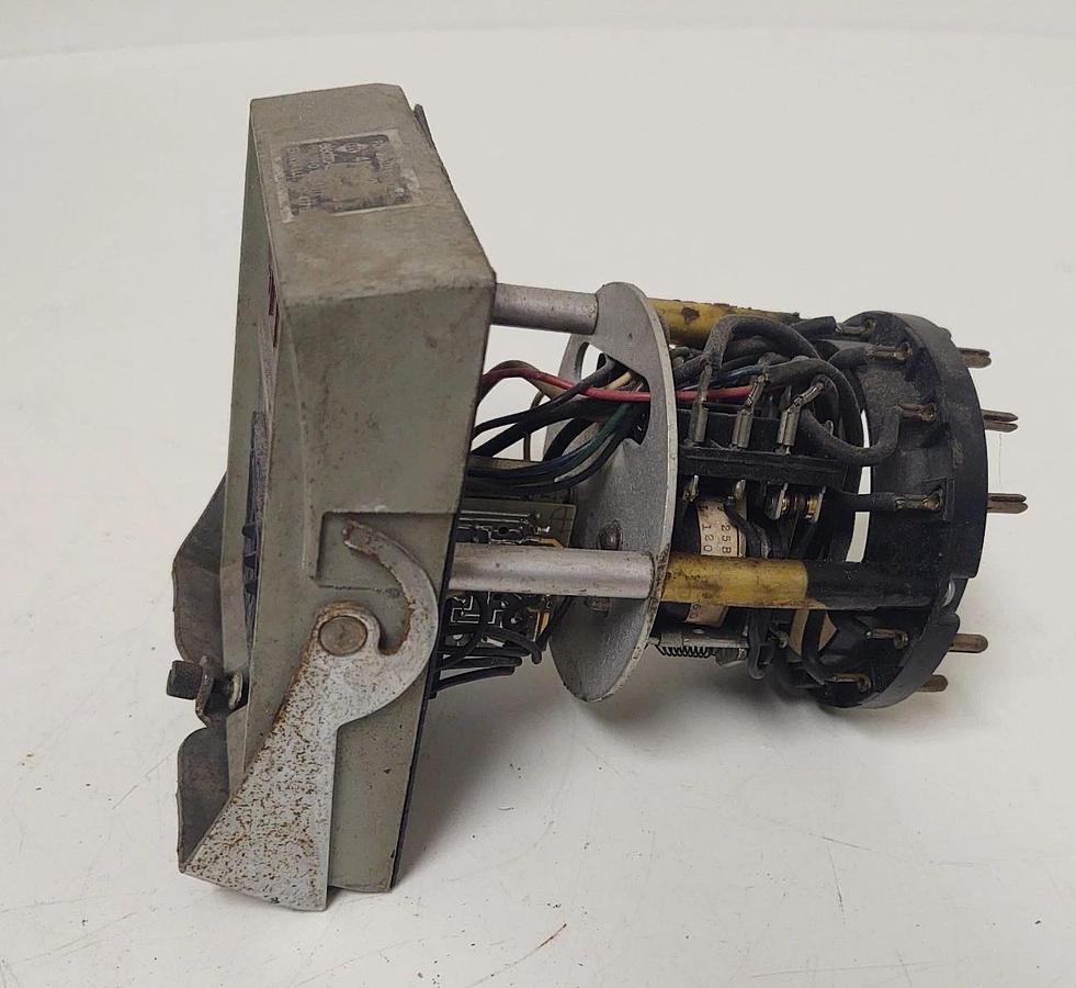 Used 🔥TESTED - Eagle Signal CD301A6 Reset Timer Cycle-Flex 120VAC
