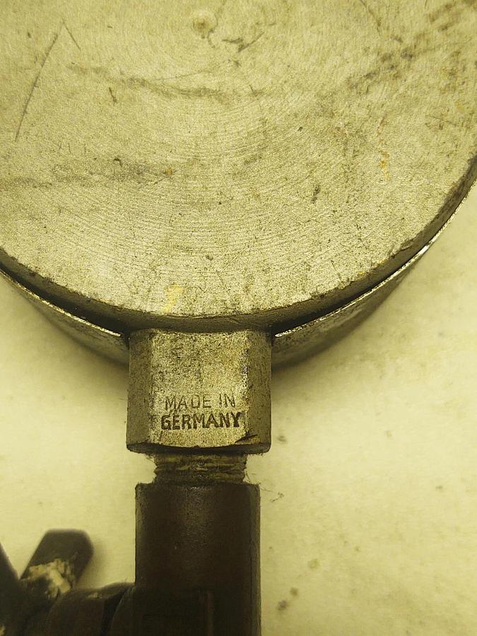 Used 4" Face 0-2000 PSI Gauge Made in Germany FREE SHIPPING