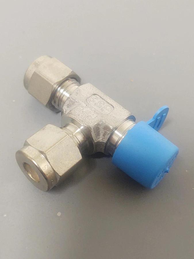 🔥 Parker 4MRT4N-316 NPT Male Run Tee, Same as SS-400-3-4TMT Swagelok 1/4 Tube