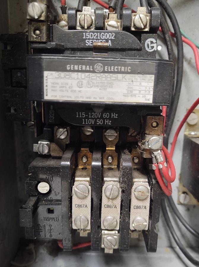 Used 🔥 GE Motor Starter Size 1, NEMA 1, Fused 300 Line Disconnect 120V Coil