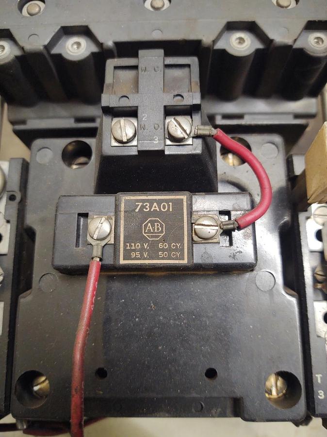 Used 🔥ALLEN-BRADLEY Enclosed Box Size #3 Motor Contactor Starter 110V Coil 73A01