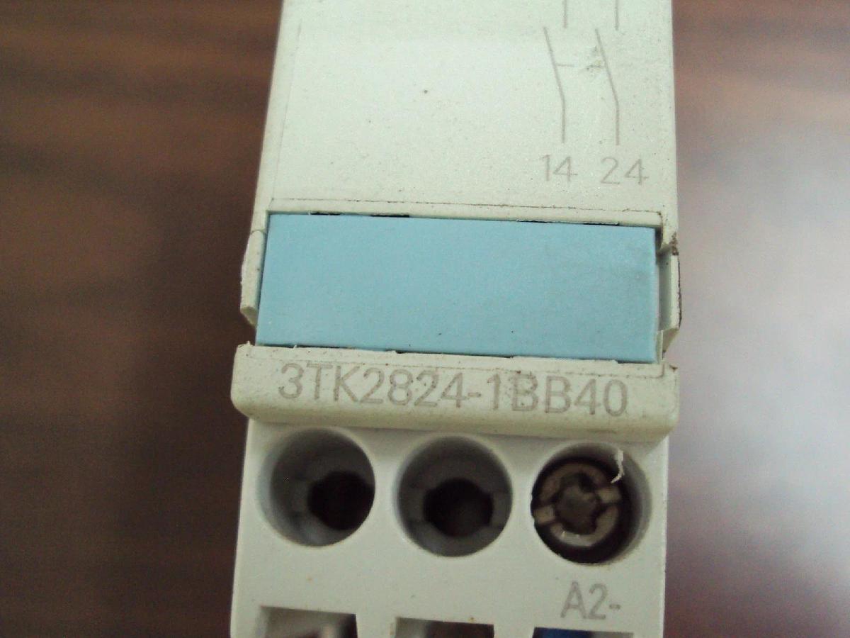 Used Siemens 3TK2824-1BB40 Siguard Safety Guard Relay