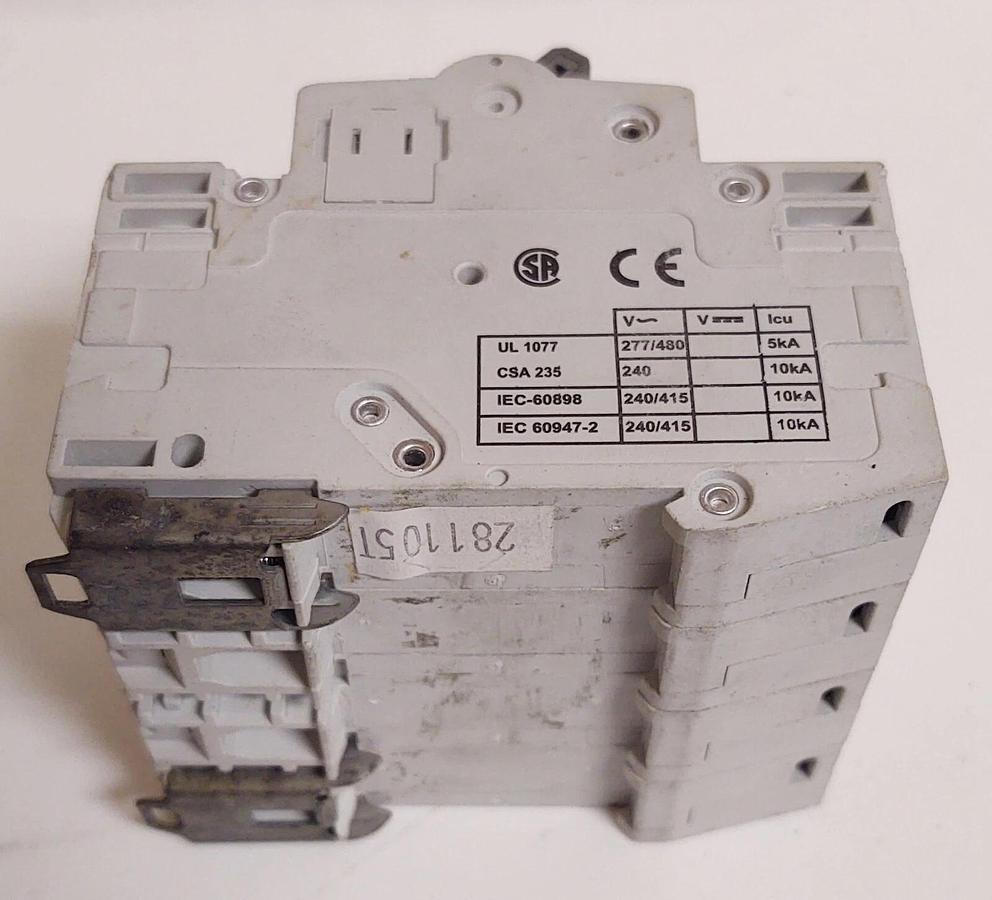 Used WMS4C10 4 P POLE 10A C CRV CKT BRKR EATON CUTLER HAMMER CIRCUIT BREAKER C10 415V
