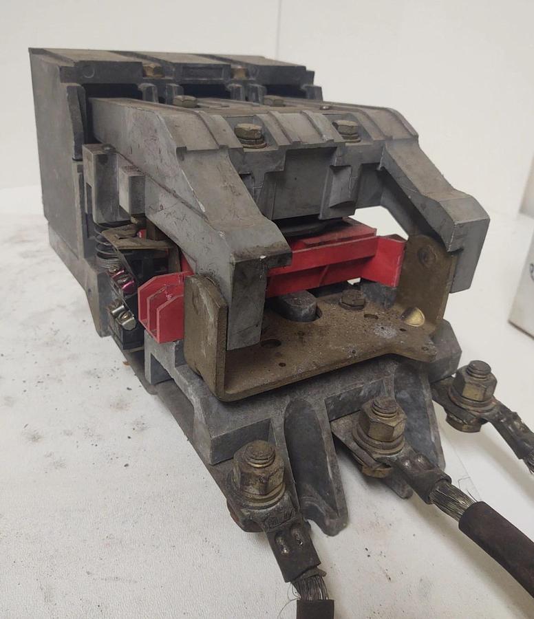 Used 🔥(TESTED) FPE 4202C, NEMA SIZE 5, 200 HP MOTOR STARTER CONTACTOR 120V COIL