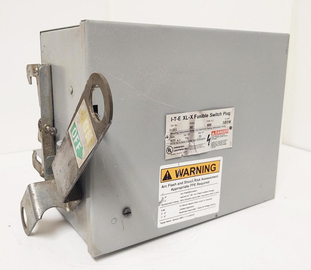 Used 🔥 ITE SIEMENS RV361 30 AMP 600V 3W FUSIBLE BUSWAY SWITCH BUS PLUG W/FUSES