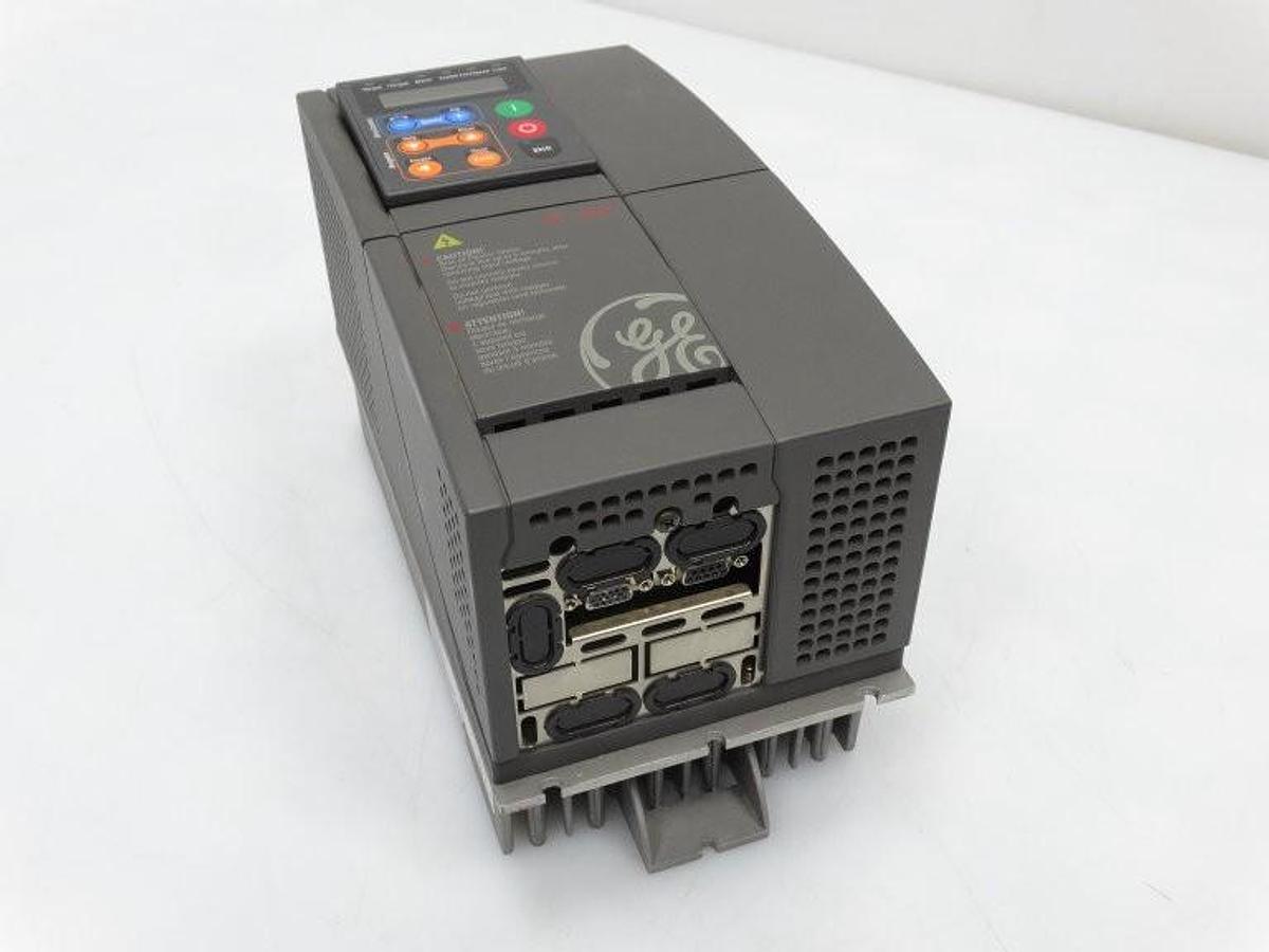 (NEW) GENERAL ELECTRIC 6KDV32350Q2B70G2-CU DV-300 VARIABLE 600V DC DRIVE
