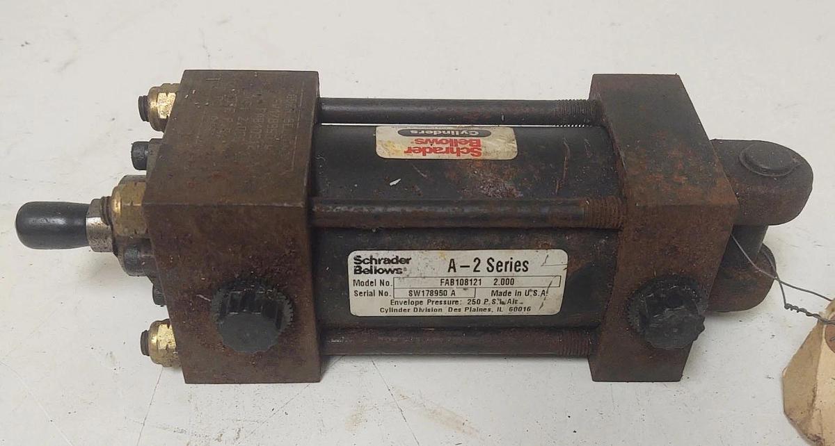 🔥(NOS) Schrader Bellows FAB108121 2.0" Stroke Fixed Clevis 5/8" Rod, 250PSI