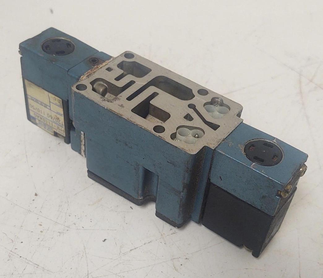 Used 🔥MAC 6223C-411-PM-111DA PNEUMATIC AIR VALVE